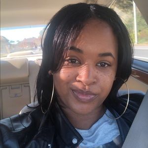 Meet your Posher, Kendra